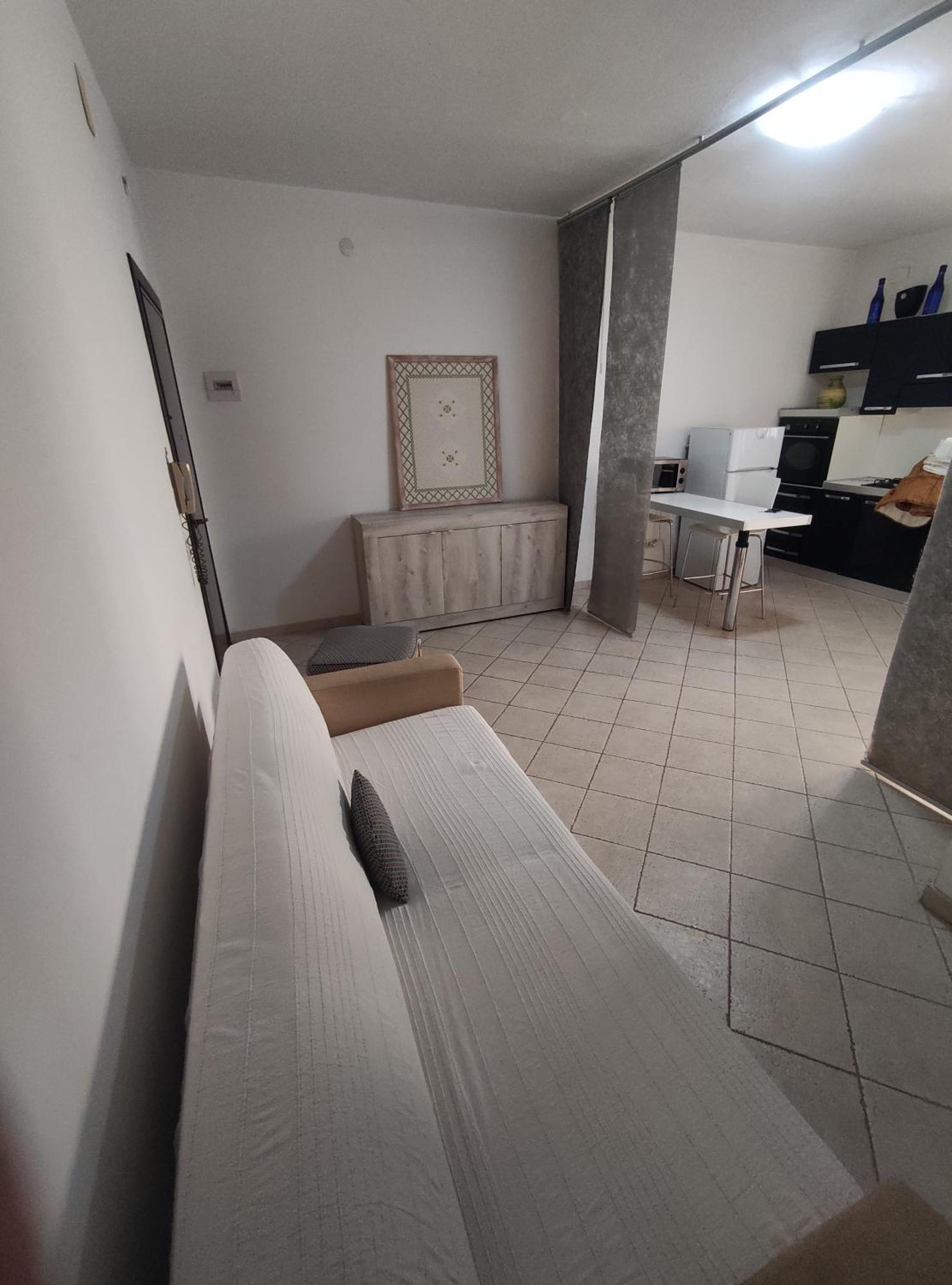 Antohouse Intero Appartamento R5883 Quartucciu Buitenkant foto